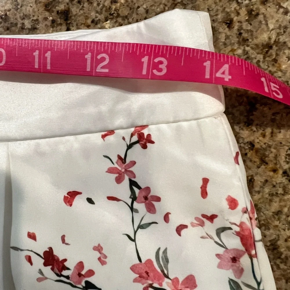 COMMENSE Floral Print Pleated Shorts Set Without Belt COLOR - Pink, NWT - Picture 4 of 12